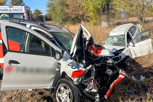 На трасах на Одещині сталися дві нищівні ДТП: є загиблий і постраждалі фото 2