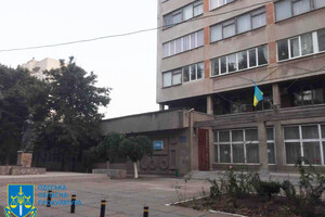 Землю педуніверситету в Одесі незаконно використовували під платне паркування фото 2