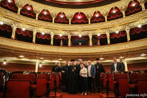 Одессу посетил предстоятель ПЦУ: он освятил купол кафедрального собора фото 8