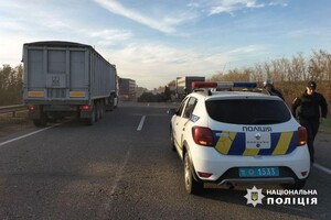 У Київському районі Одеси та на трасі Київ &ndash; Одеса в ДТП загинули пішохід і пасажир легковика фото 2