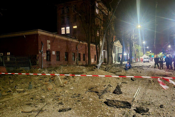 Є поранені, пошкоджено інфраструктуру: подробиці нічного обстрілу Одеси (оновлено) фото 22