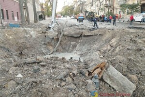 Как выглядит одесский худмузей после атаки рашистов (фото, видео) фото 13