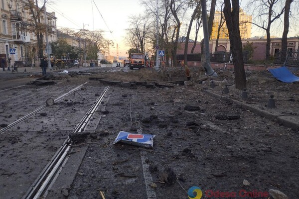 Как выглядит одесский худмузей после атаки рашистов (фото, видео) фото 20