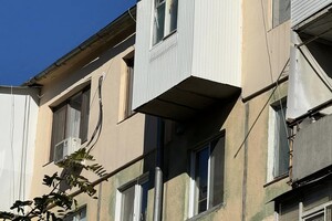 Искусство или рагулизм: как выглядят балконы на одесских Черемушках фото 1