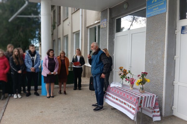 В Одесской области открыли мемориальную доску погибшегому защитнику Ивану Сайтарли фото 4