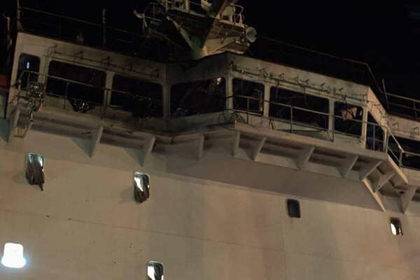 Подробиці обстрілу судна на Одещині: загиблий лоцман був українцем фото