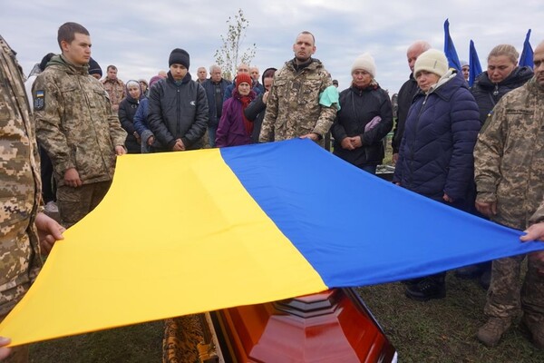 На фронте погибли три военнослужащих из Одесской области фото 1