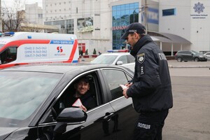 В Одессе проверили, как водители пропускают спецтранспорт фото 8