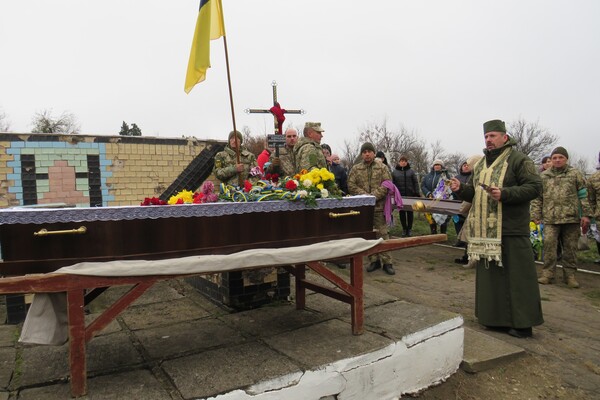 Одеська область втратила ще двох захисників України фото 8