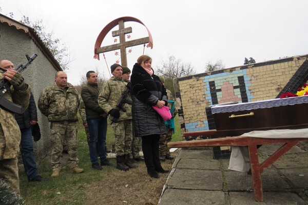 Одеська область втратила ще двох захисників України фото 9