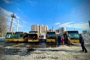 В Одессе вместо трамваев и троллейбусов на маршруты выйдут автобусы  фото 5