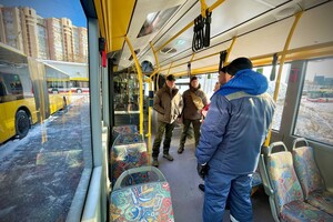 В Одессе вместо трамваев и троллейбусов на маршруты выйдут автобусы  фото 7