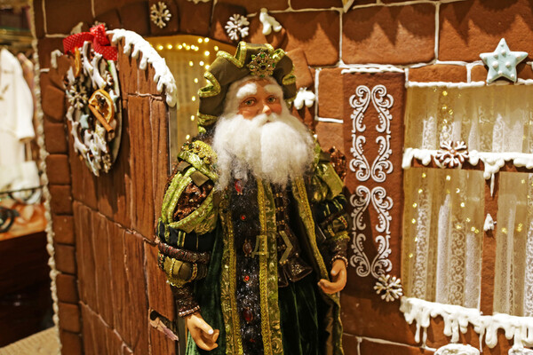 В Одесі прикрашають вітрини на Новий рік: де сфотографуватися фото 3