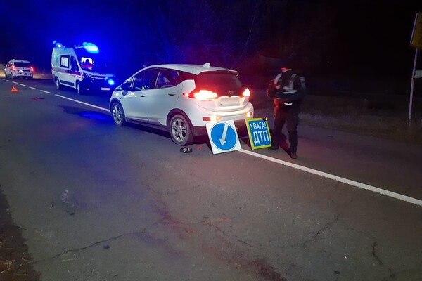 На Одещині легковий автомобіль на смерть збив пішохода фото 1