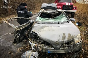 На Одещині рятувальники вилучили з води автомобіль та двох загиблих фото