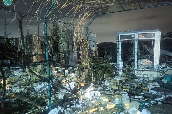 РФ снова атаковала Одесскую область дронами: БпЛА упал на частный дом, есть погибший фото 5
