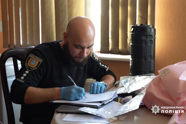 В Одессе поймали псевдоволонтеров, которые обманули людей на более чем 130 тысяч фото 5