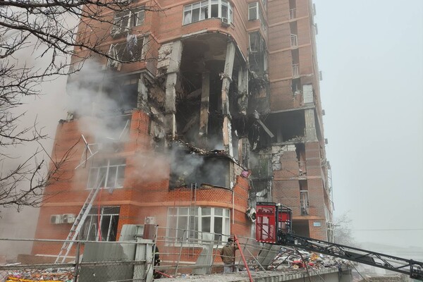 Сегодняшние взрывы в Одессе и еще один прилет в ЖК: что известно на данный момент (обновляется) фото 10