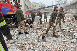 Сегодняшние взрывы в Одессе и еще один прилет в ЖК: что известно на данный момент (обновляется) фото 16