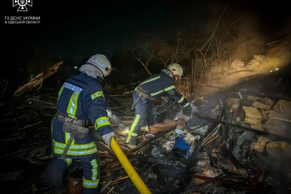 Росія обстріляла Одесу дронами новорічної ночі: всі подробиці (оновлено) фото