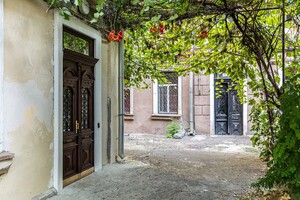 В Одесі відреставрували ще одні старовинні двері фото 7