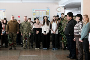 В одеському ліцеї відкрили три меморіальні дошки загиблим воїнам: серед них Віталій Блажко фото 5