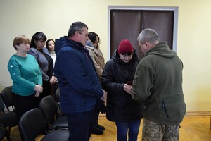 В Одесской области вручили орден матери погибшего военнослужащего фото 1
