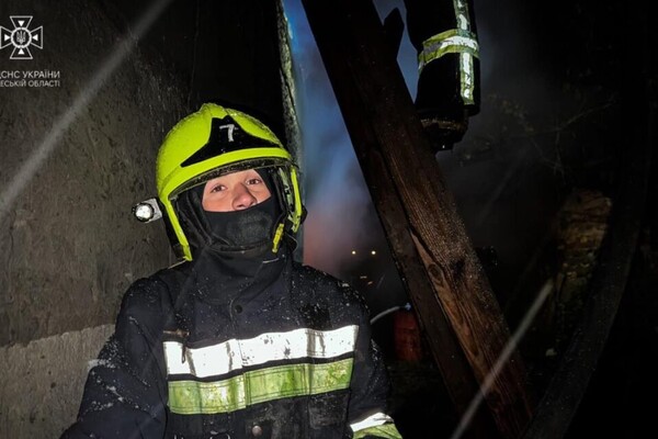 Син рятувальника, який загинув під час пожежі в коледжі на Троїцькій, служить у ДСНС фото 2