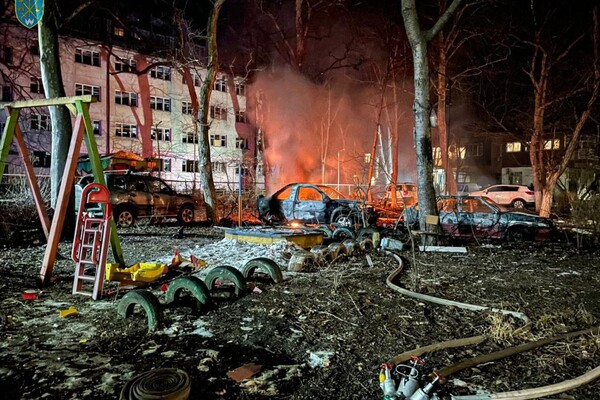 Нічна атака &quot;шахедами&quot; в Одесі: є потрапляння до житлового будинку, є постраждалі (оновлено) фото 7
