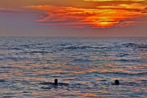 Хрещення за юліанським календарем: одесити купаються в морі фото 9