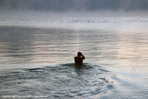 Хрещення за юліанським календарем: одесити купаються в морі фото 11