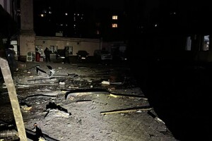 Наслідки та подробиці атаки &quot;шахедів&quot; на Одесу: постраждали шестеро людей (оновлено) фото 34