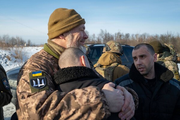 Из российского плена вернулись домой восемь пограничников из Одесской области фото 6