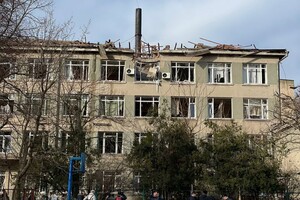 Через нічну атаку в Одесі постраждали п'ять будинків: подробиці (фото) фото 2