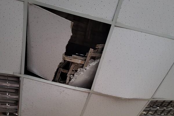 В Одесі під час дронової атаки постраждав музей козацтва фото