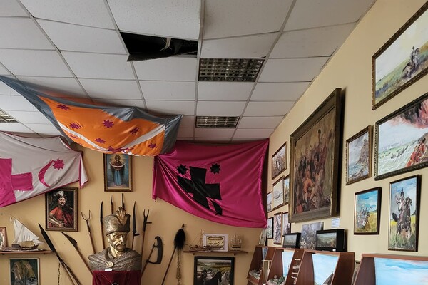 В Одесі під час дронової атаки постраждав музей козацтва фото 2