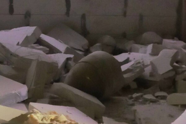 Атака Одессы: обломки ракеты повредили недострой, пострадали несколько высоток фото 1