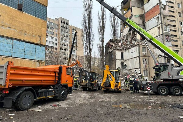 РФ атаковала Одессу БпЛА: есть погибшие, под завалами люди (обновляется) фото 26