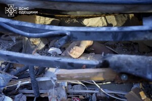 РФ атакувала Одесу БпЛА: є загиблі, під завалами люди (оновлюється) фото 42
