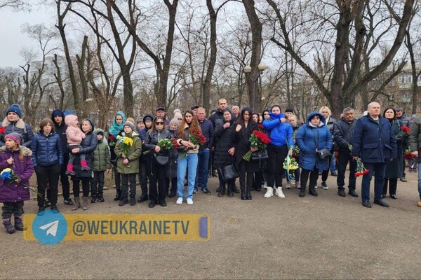 В Одессе попрощались с семьей военных, погибшей в результате атаки 2 марта фото 1