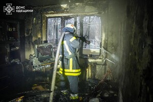На Героїв Крут у пожежі серйозно постраждали двоє людей фото 4