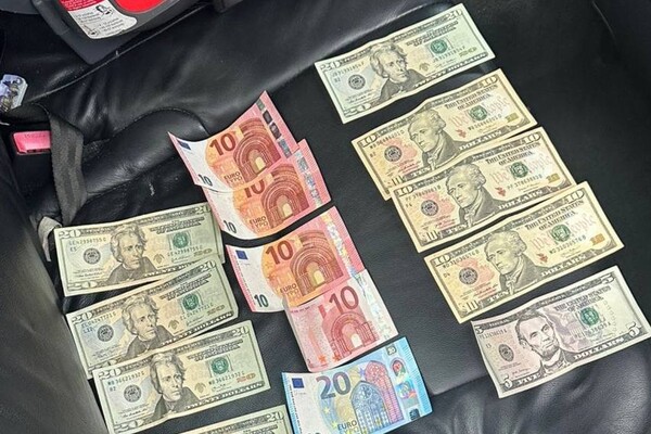 Инспектор Одесской таможни наживался на вывозе из Украины наличных денег: какое наказание ему грозит фото 3