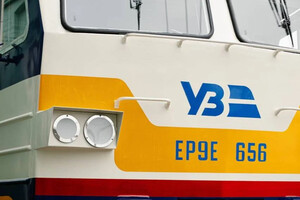 Оновлений електропотяг випустили на приміські маршрути на Одещині фото 1