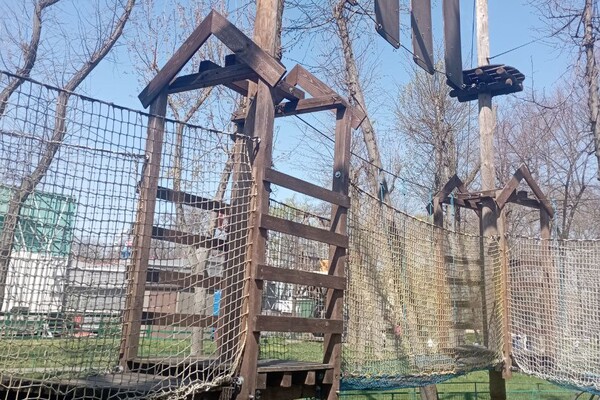 Сходи с малышами: где в Одессе искать веревочные парки фото 57