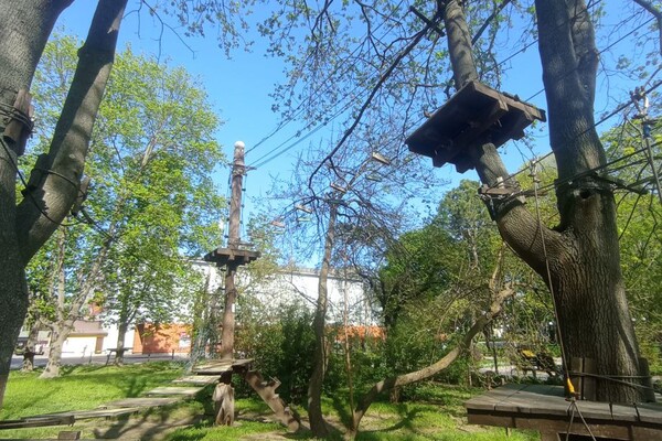Сходи с малышами: где в Одессе искать веревочные парки фото 13