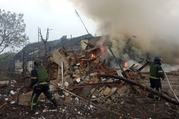 РФ завдала ракетного удару по приватному сектору Одеси: є руйнування, серед постраждалих трирічна дитина (оновлено) фото 3