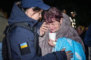 Через атаку &quot;шахедів&quot; вночі в Одесі постраждали дев'ятеро людей та 14 квартир (фото, відео, оновлено) фото 7