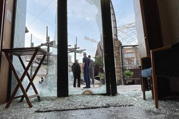 Оккупанты ударили баллистикой по Одессе: пострадали 29 человек, четверо погибли (обновляется) фото 17