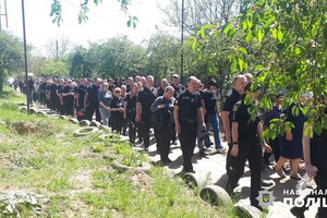 Попрощалися зі слідчим поліції, який загинув через ворожі обстріли Одеси фото 5