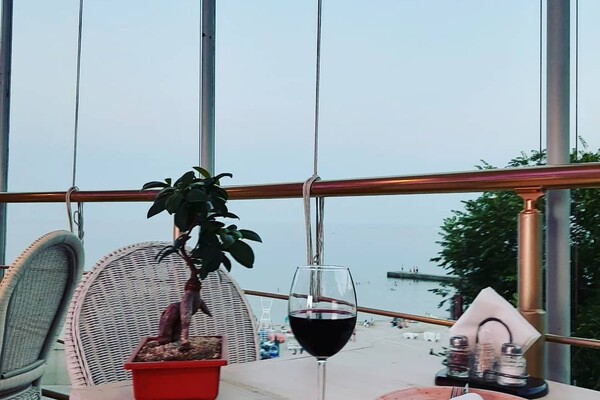 Кафе та ресторани в Одесі з гарним видом на море: частина друга фото